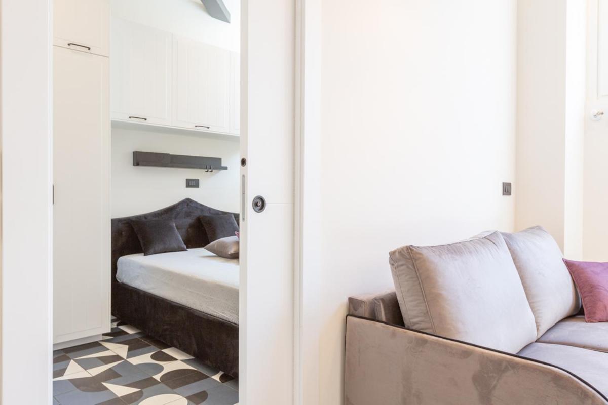 3Fo6 -Navigli-Duomo - Luxury Modern Apartment Milan Bagian luar foto