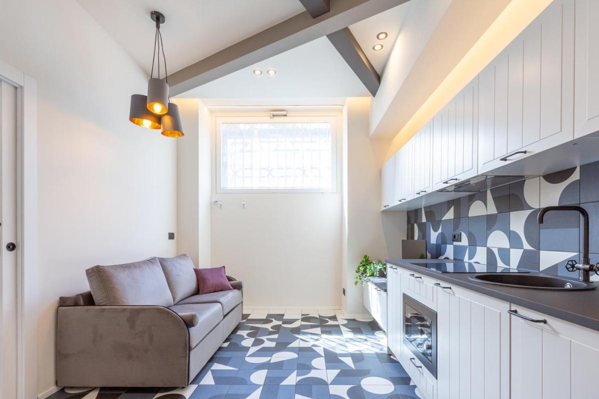3Fo6 -Navigli-Duomo - Luxury Modern Apartment Milan Bagian luar foto