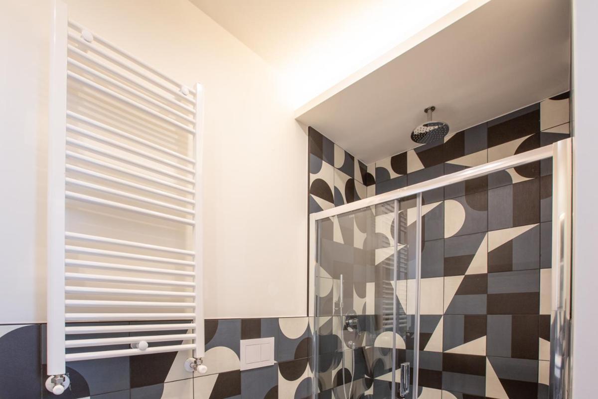 3Fo6 -Navigli-Duomo - Luxury Modern Apartment Milan Bagian luar foto