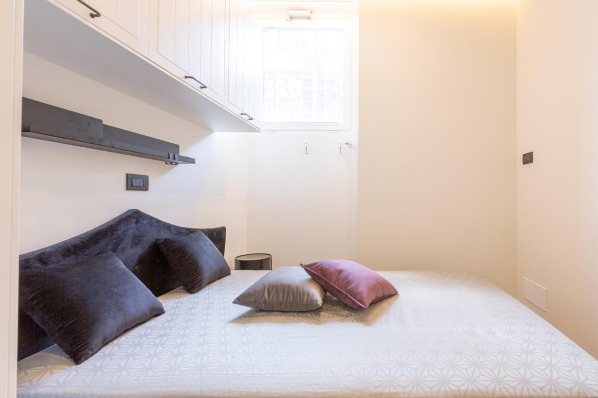 3Fo6 -Navigli-Duomo - Luxury Modern Apartment Milan Bagian luar foto